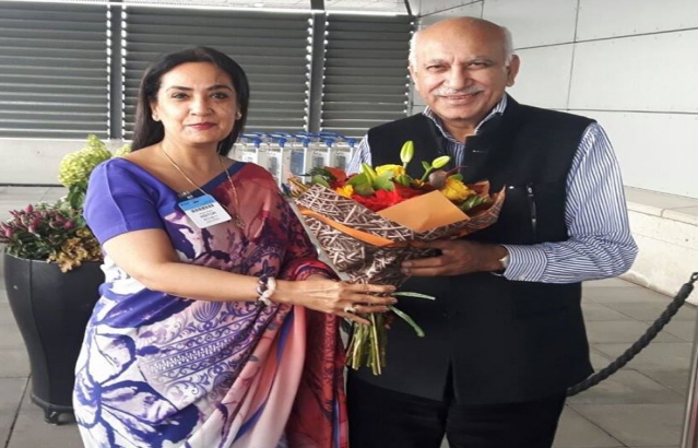 Shri. M.J. Akbar received by the Ambassador at Arlanda Airport, Stockholm